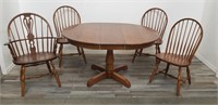 Hitchcocks Ville dining table with 4 chairs