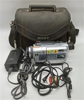 (R) Sony Camcorder  Serial # Dcr-Trv530  4"