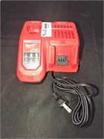 Milwaukee M12/M18 Rapid Charger