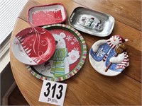 Christmas Trays/Dishes(Kitchen)