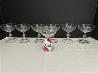 Vtg (6) Champagne Glasses (1) Etched