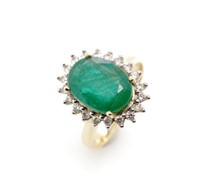 3.65ct Emerald, diamond and 14ct yellow gold ring