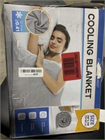 size 2M * 2.3M cooling blankets for hot sleeper