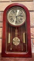 Classic Manor Quartz Mantle Clock