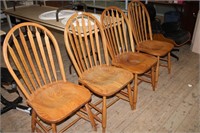 4 Oak Windsor Chairs