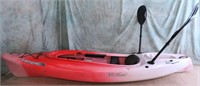 OLD TOWN VAPOR 10 ANGLER KAYAK W/PADDLES