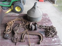 block/tackle,funnel,clamp & items