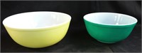 Two Vintage Pyrex  mixing bowls
