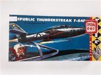REPUBLIC THUNDERSTREAK F-84F FIGHTER VINTAGE MODEL