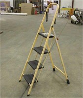 Painters 4ft  Step Ladder