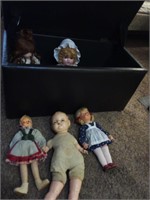 J - LOT OF COLLECTIBLE DOLLS & CHEST (M69)