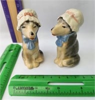 Japan Salt&Pepper Shaker dogs wearing bonnets