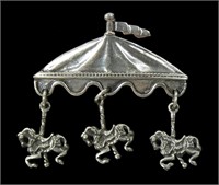 Sterling silver vintage carousel pin, 9.8 grams