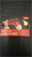 Pet treat launcher - NEW