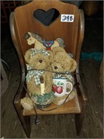 wooden chair & bears