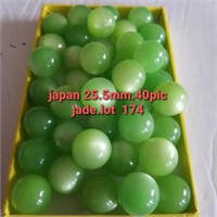 JAPAN VTG JADE PEARLS BALLS NO HOLE  40 PIECES