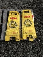 YELLOW CAUTION SIGNS