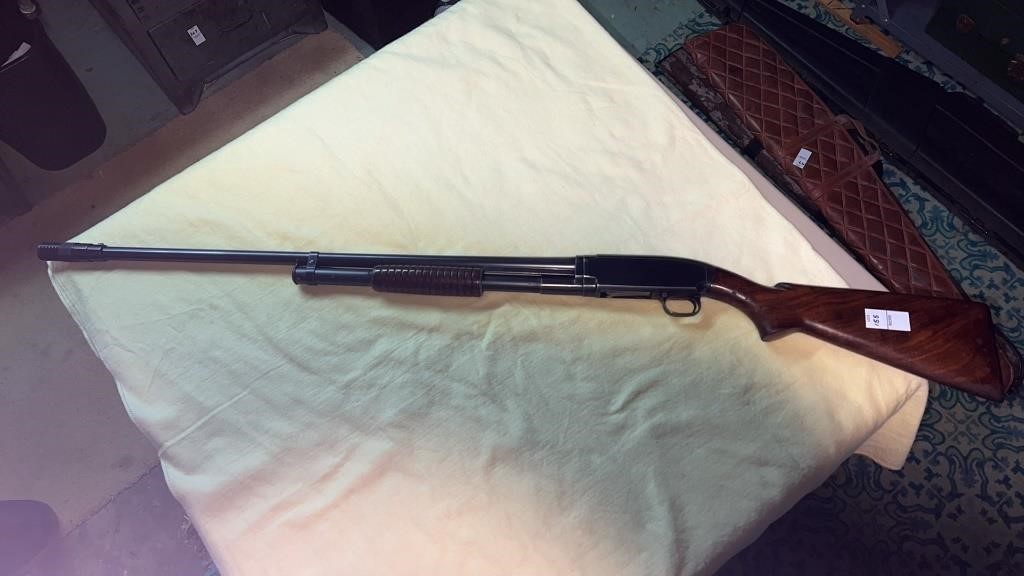 Winchester #12 16-gauge shotgun, pump action,