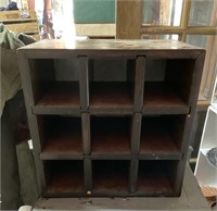 WOOD COMPARTMENT SHELF