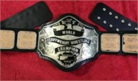 HULK HOGAN SIGNEDWRESTLING BELT (WWOC COA)