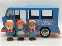 Raggedy Ann & Andy Camper Van w/ Figures