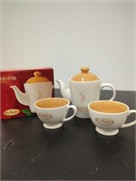 Tim Horton's Tea Set (3 pieces)