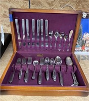 International Silver Co Stainless Flatware Chest