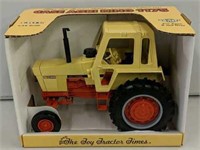 Case 1175 Toy Tractor Times 1997 NIB