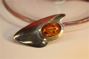 Vtg. Signed “L. Yazzie” Abstract Sterling Amber