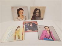 4 Crystal Gayle Records and 1 Nana Mouskouri
