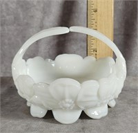 WESTMORELAND MILK GLASS DOGSWOOD BRIDES BASKET