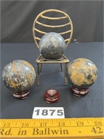 Brass Spheres, Stands