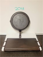 #10 Lodge Cast Iron Skillet & Griddle