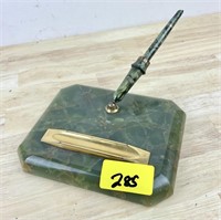 Vintage Fountain Pen? Check pics, sold as is
