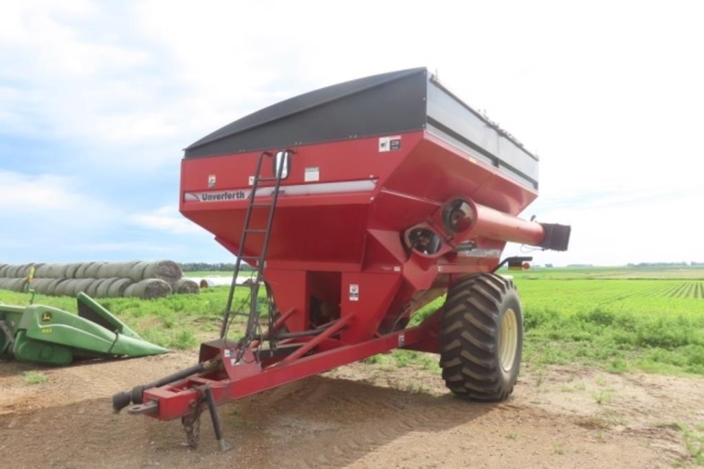 Unverferth 8250 Grain Cart #B27-950-106