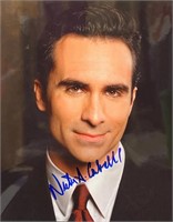 N?stor Carbonell signed photo