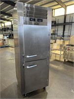 Traulsen Reach In Holding Cabinet /Refrigerator