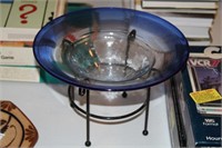 Glass dish on metal stand,