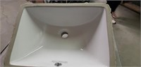 Single bathroom sink basin