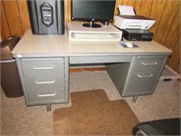 Metal Desk- 5 Drawers