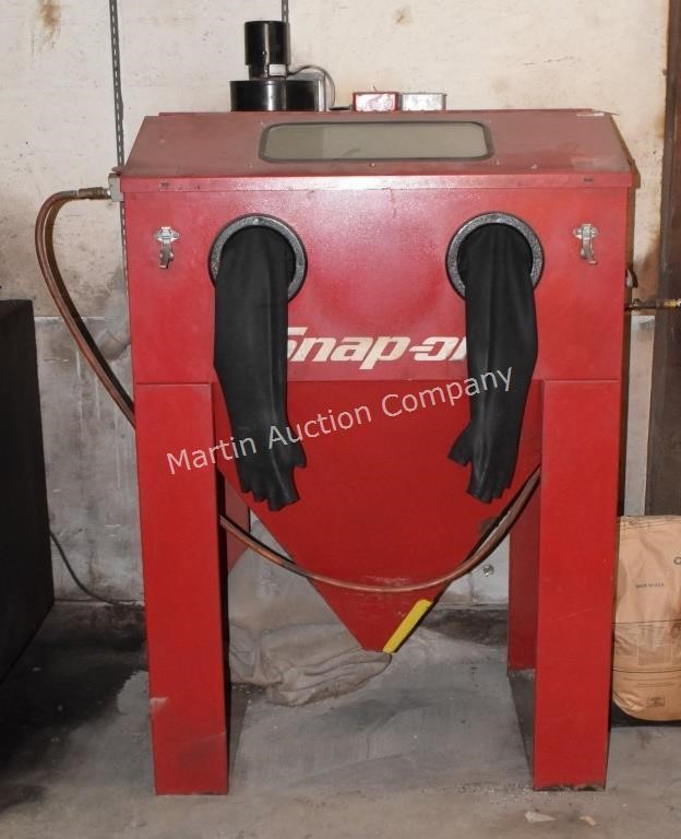 Snap-On Blast Cabinet