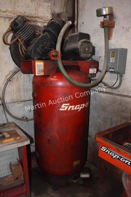 **Snap-On AC580V Air Compressor w/ Magnetic Switch