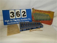 Vintage Toy Xylophone zil-o-phone