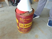 6.5 Gal Metal Gas Can and Funnels