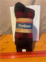 New Dearfoams 2 pairs terry lounge socks 7-12