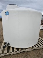 1500 Gallon Poly Water Tank