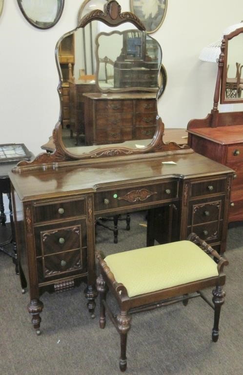 Galion, Ohio antique furniture & collectibles