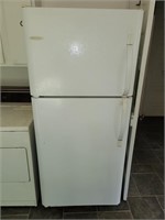 FRIGIDAIRE REFRIGERATOR (WORKING)