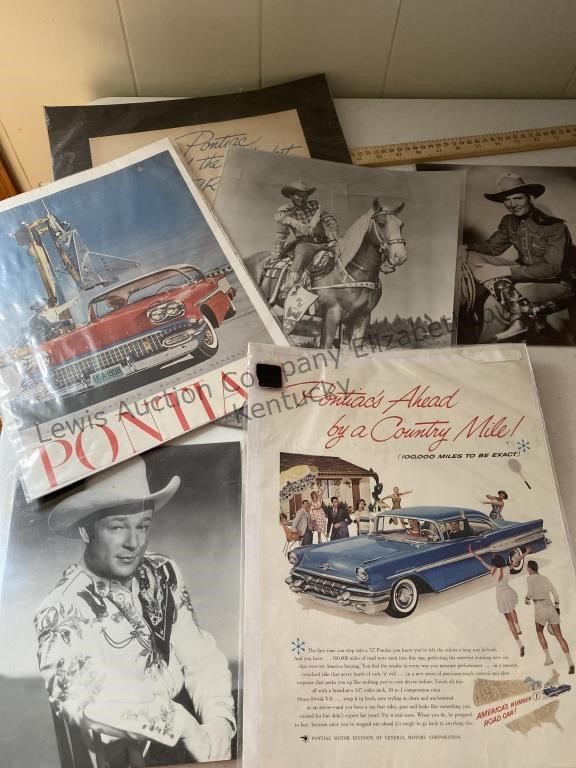Box of vintage Pontiac advert pictures, Roy Roger