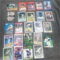 25 Dodgers baseball cards